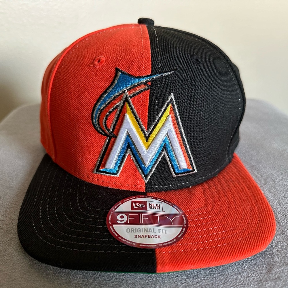 Miami Marlins New Era 9FIFTY SnapBack Cap